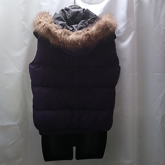 Calvin Klein Jeans Purple puffer vest - Picture 7 of 9